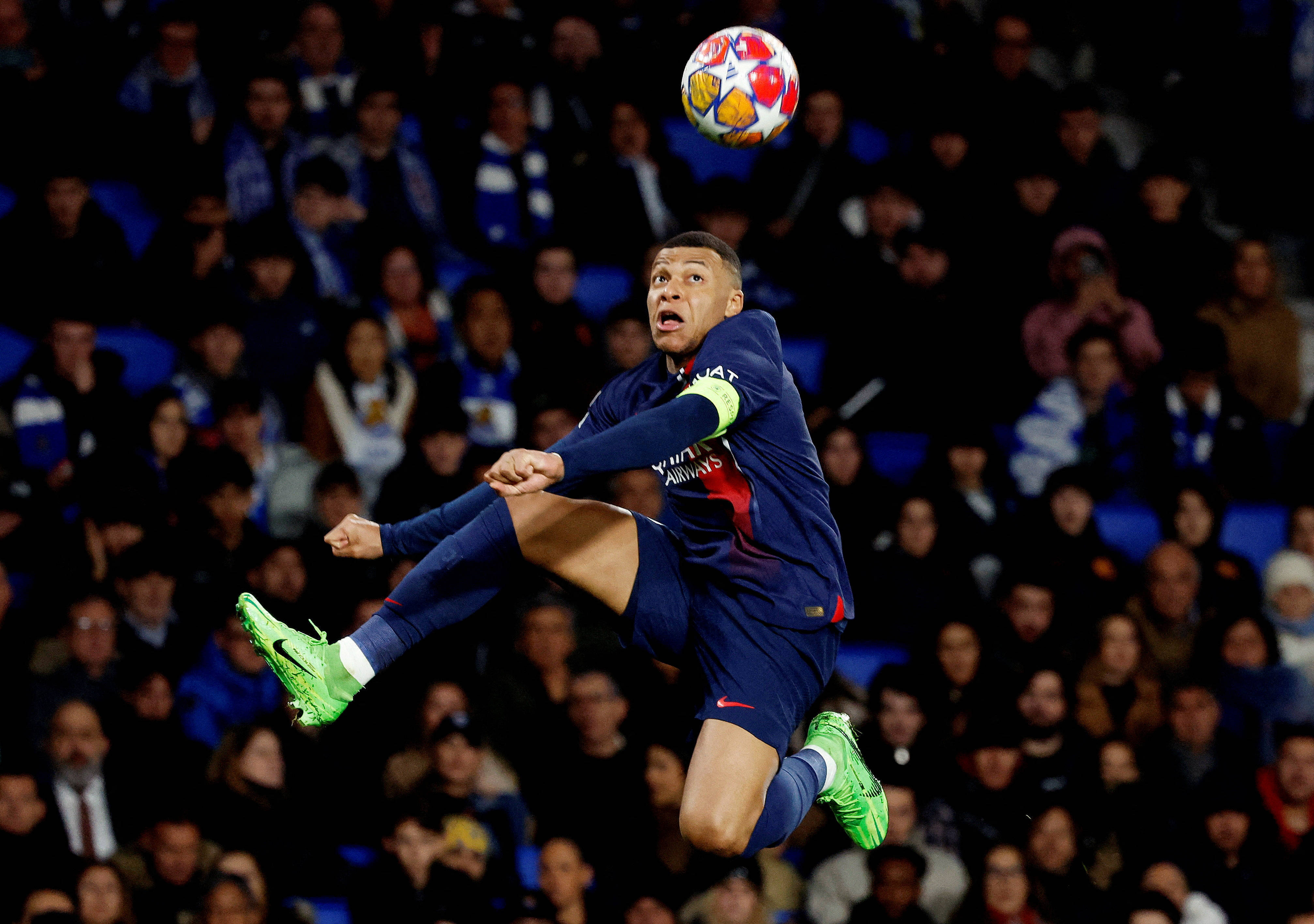 转会期法甲焦点战;埃因霍温临场应变;目标明确;年轻球员得到机会的简单介绍 转会期法甲焦点战;埃因霍温临场应变;目标明确;年轻球员得到机会的简单介绍