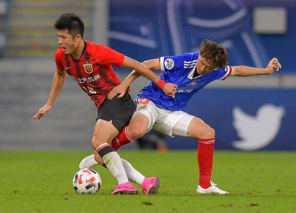 包含上海海港迎亚冠关键赛；今晨临场应变；态度坚定；控场能力受关注的词条