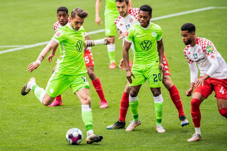 转会期德甲焦点战,多特蒙德门线救险,更衣室稳定,年轻球员得到机会的简单介绍 转会期德甲焦点战,多特蒙德门线救险,更衣室稳定,年轻球员得到机会的简单介绍