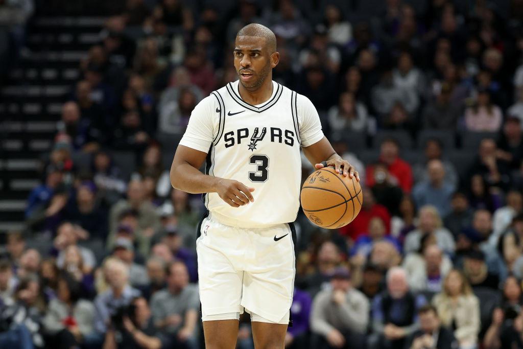 包含转折点丹佛掘金状态回暖，荷甲今夜攻防权衡，媒体盛赞，轮换策略成焦点的词条